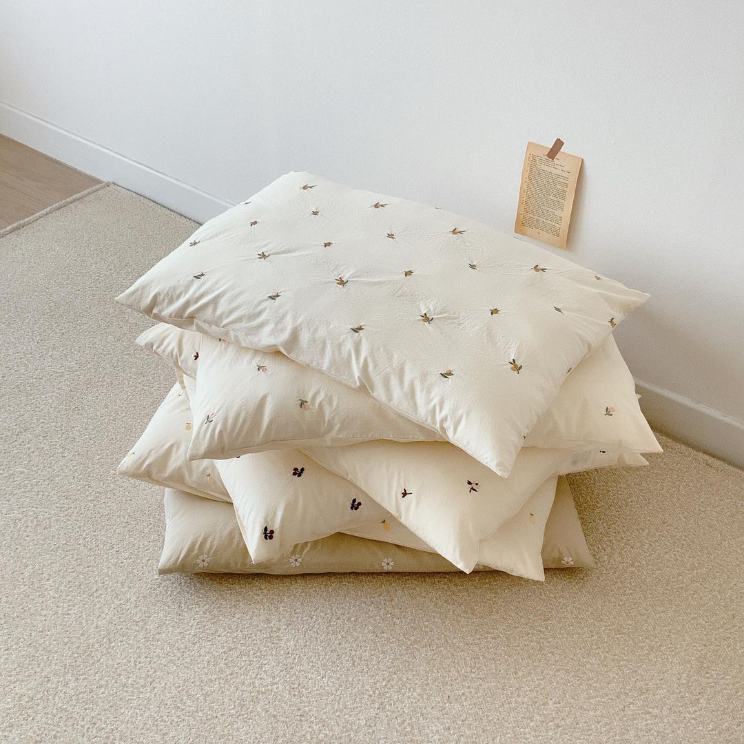 Anti Dust Mites Pillow in Olive One Fine Baby